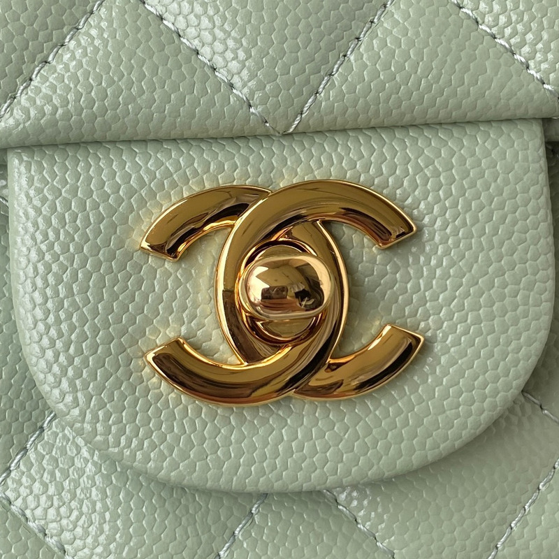 Ch*el classic handbag grained shiny calfskin & gold-tone metal green
