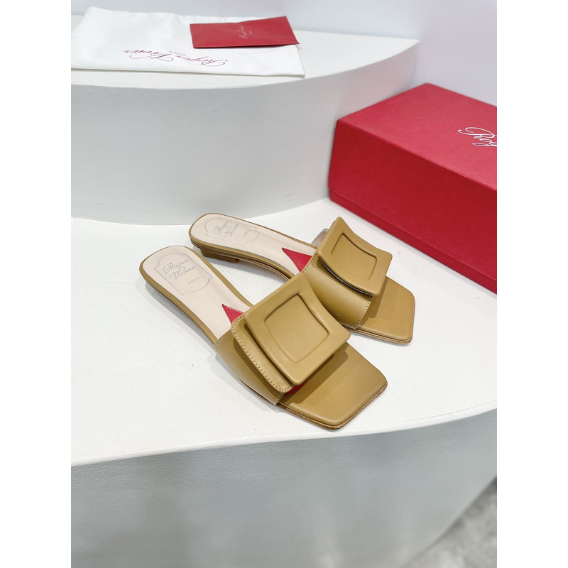 roger u1u1er covered buckle leather mules dark beige