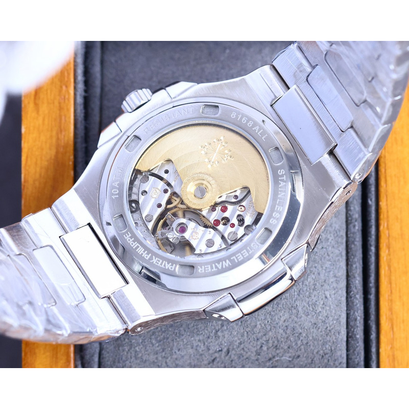 patek philippe nautilus 5711 blue emerald Di*m*nds