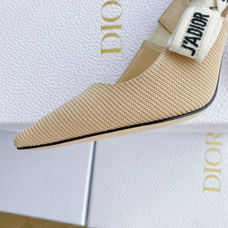 D*or j