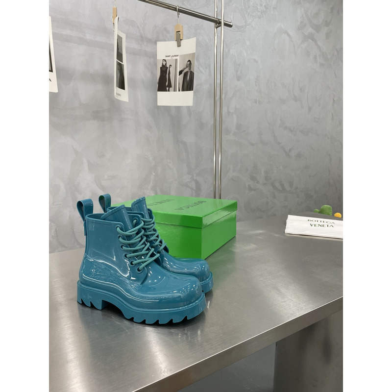Bo*te*ga ve*ne*ta stride lace-up boots blaster
