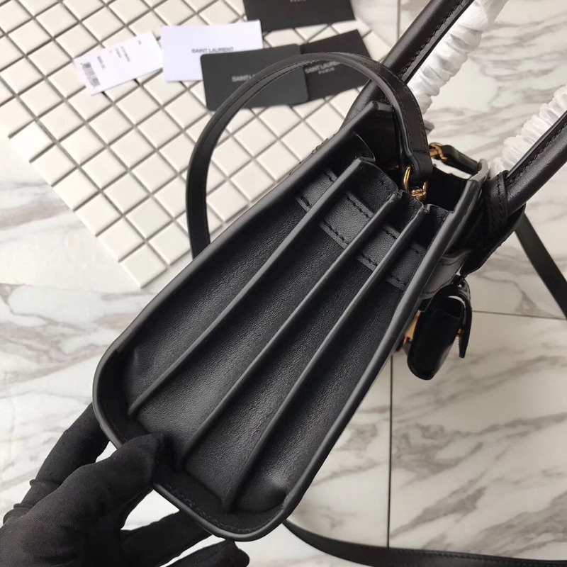 Saint Laurent Small Saint Laurent South Africa Plain Organ Bag Handbag Leather Black