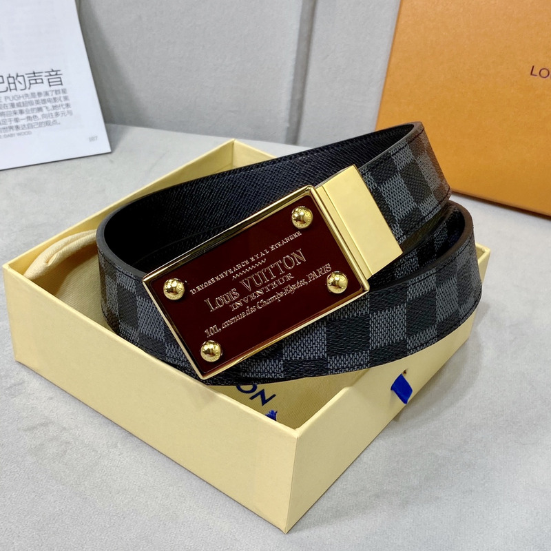 l**is V*t*n belt neo inventeur reversible black logo