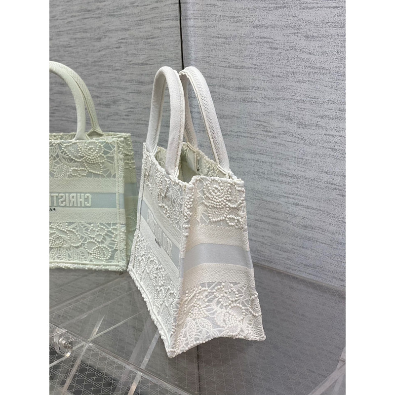 D*or book tote natural macramé-effect embroidery