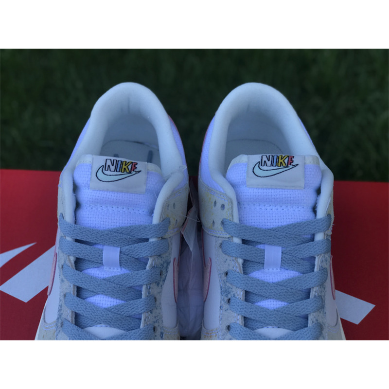 Nike Dunk Low 