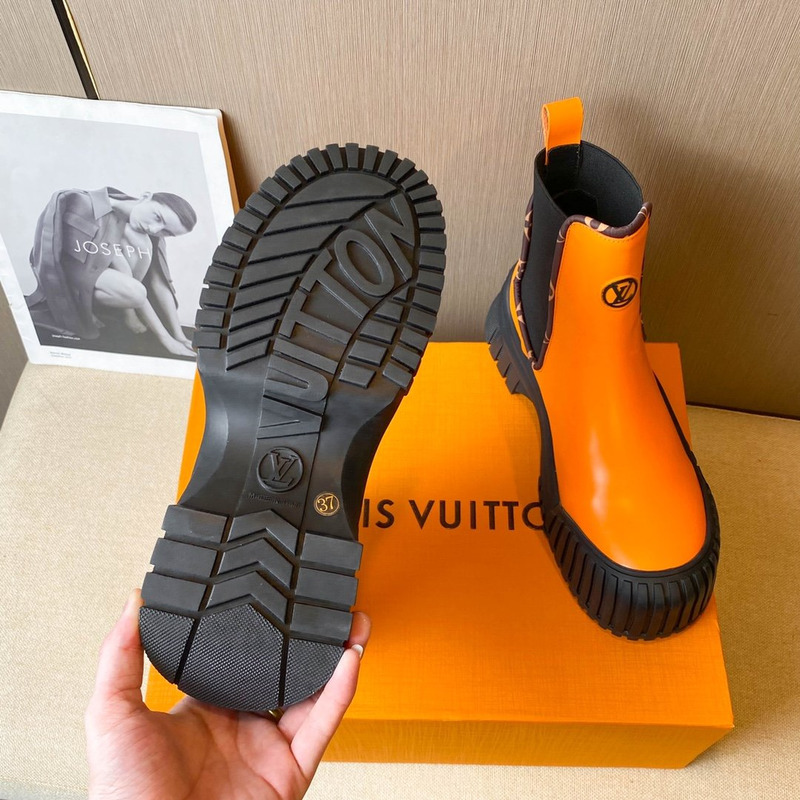 l**is V*t*n ruby ankle boots black tangerine