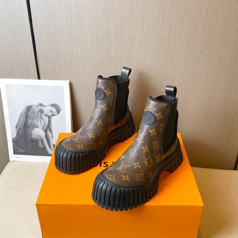 l**is V*t*n ruby monogram ankle boots
