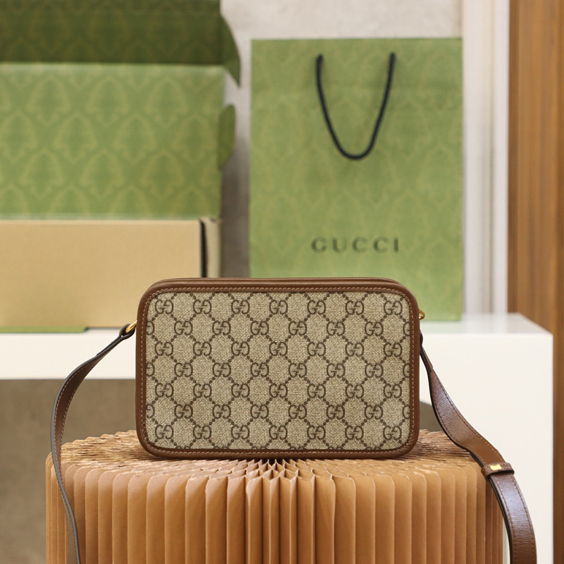 G*u*i mini bag with intercking g