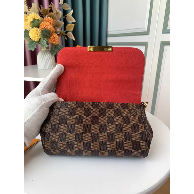 l**is V*t*n plaid flip cover dual-purpose small chain bag brown