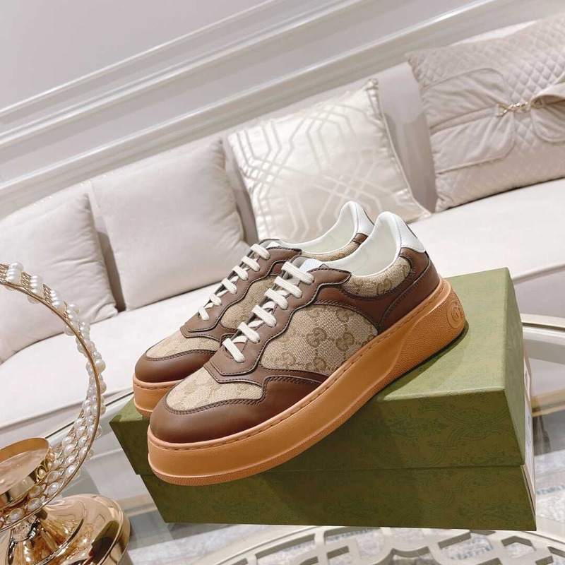 G*u*i gg embossed sneakers