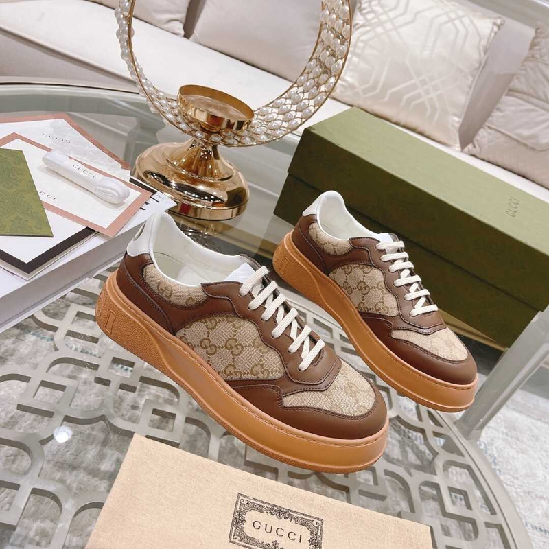 G*u*i gg embossed sneakers