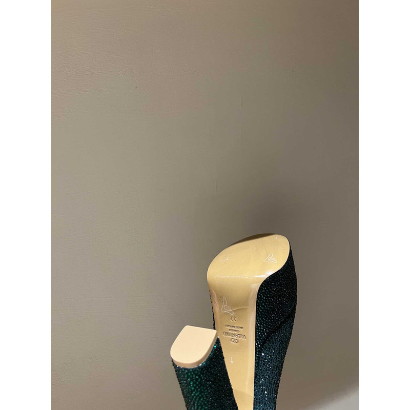Valentino Garavani Tan-Go Platform Pump With Crystal Green