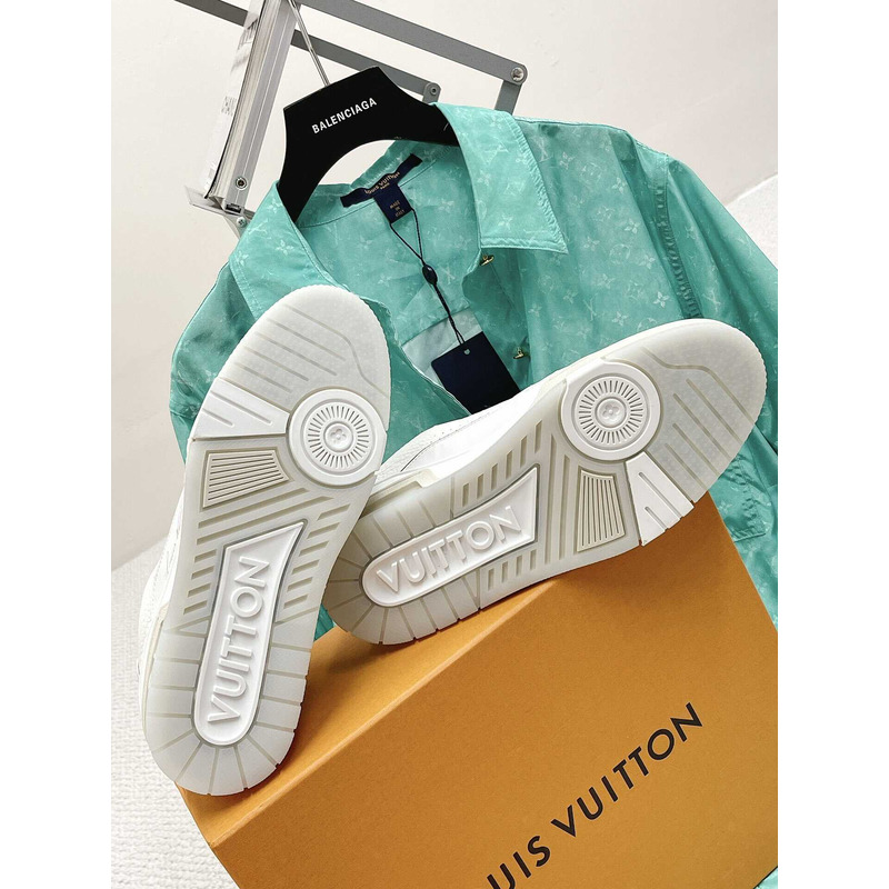 l**is v*t*n monoCh*0me trainers white
