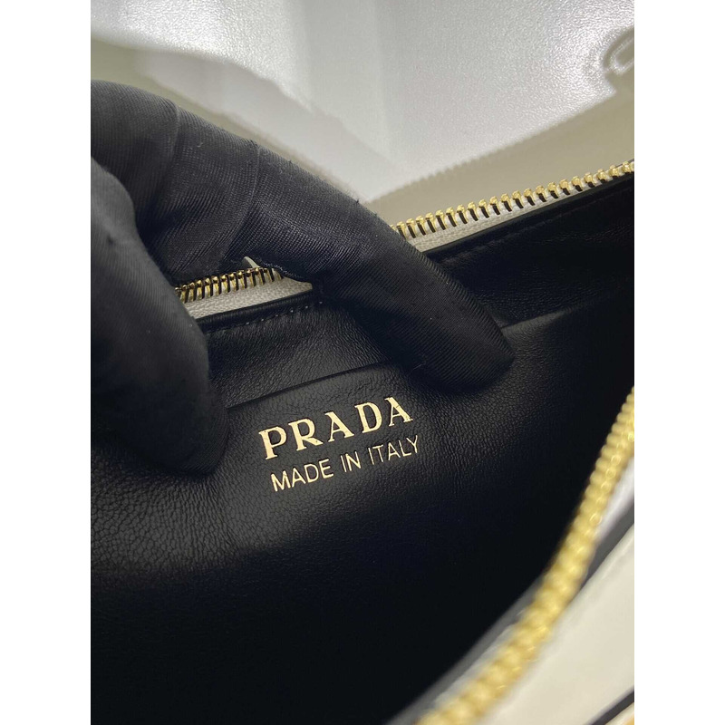 Pra*a leather shoulder bag white