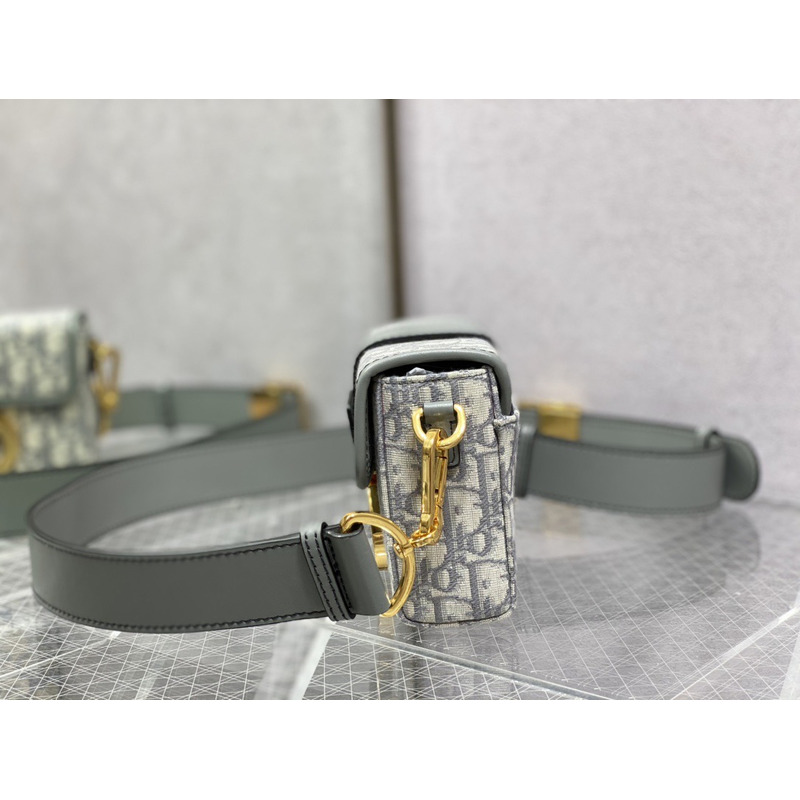 D*or montaigne box bag gray D*or oblique jacquard