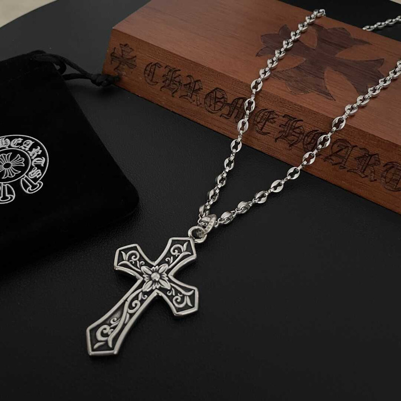 Ch*0me heart crucifixion print pendant necklace