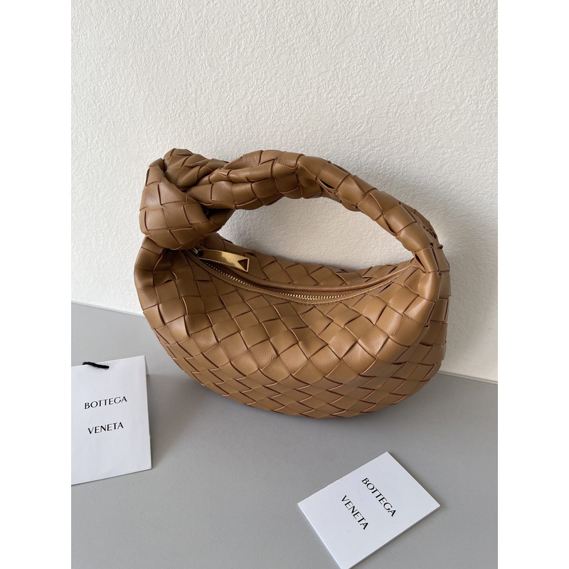 Bo*te*ga ve*ne*ta jodie mini jodie tote bag caramel