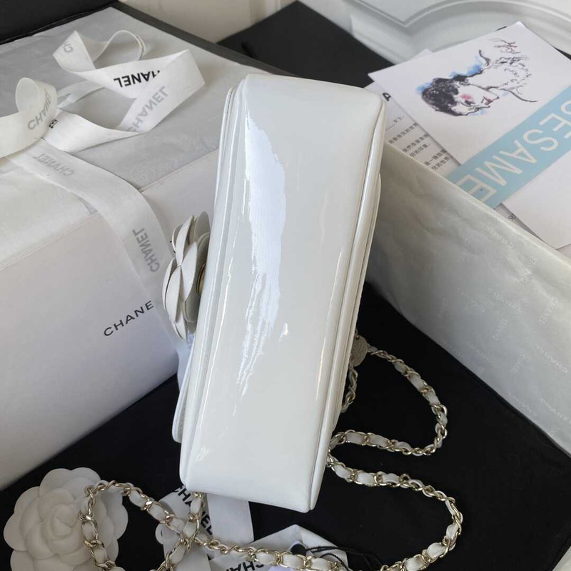 Ch*el 2023 patent leather camellia catwalk style chain bag white