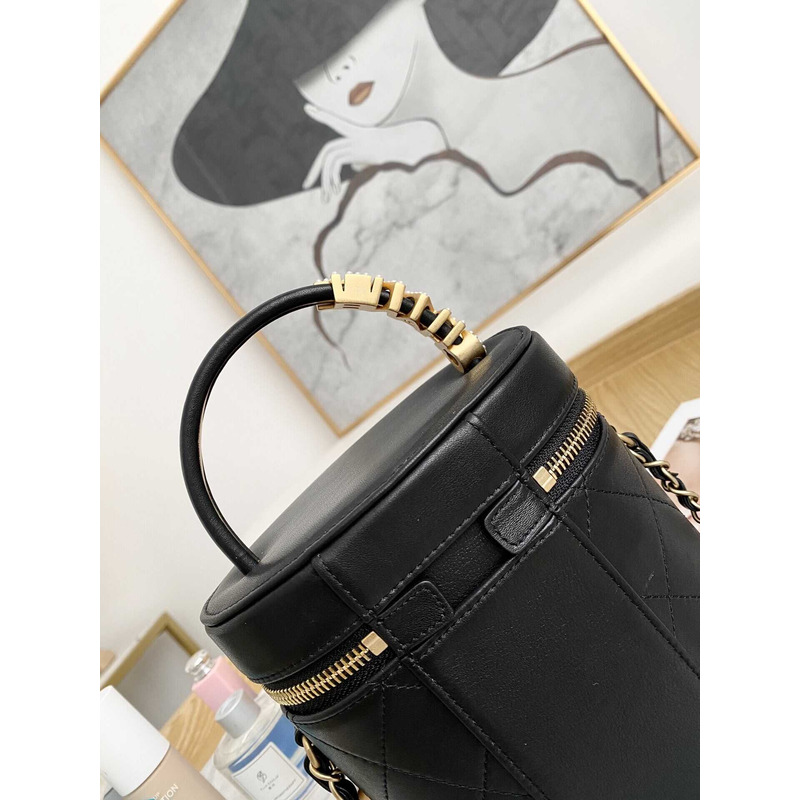 Ch*el black lychee cowhide gold chain portable oblique back cigarette case small waste bag