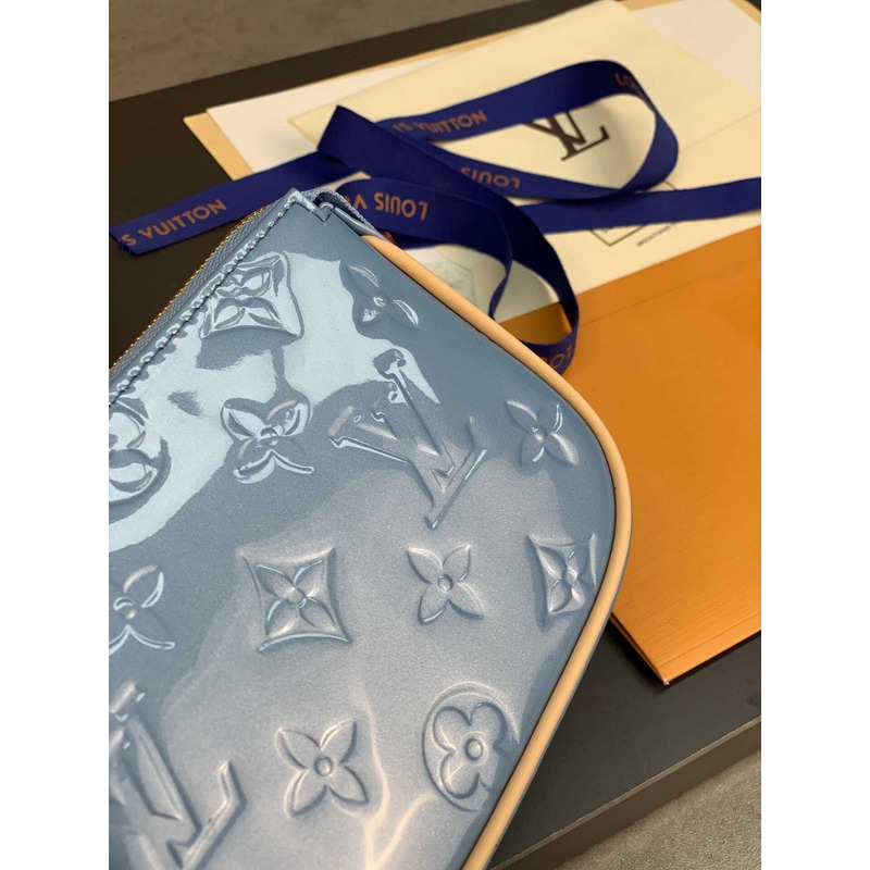 l**is V*t*n  mini pochette accessoires blue