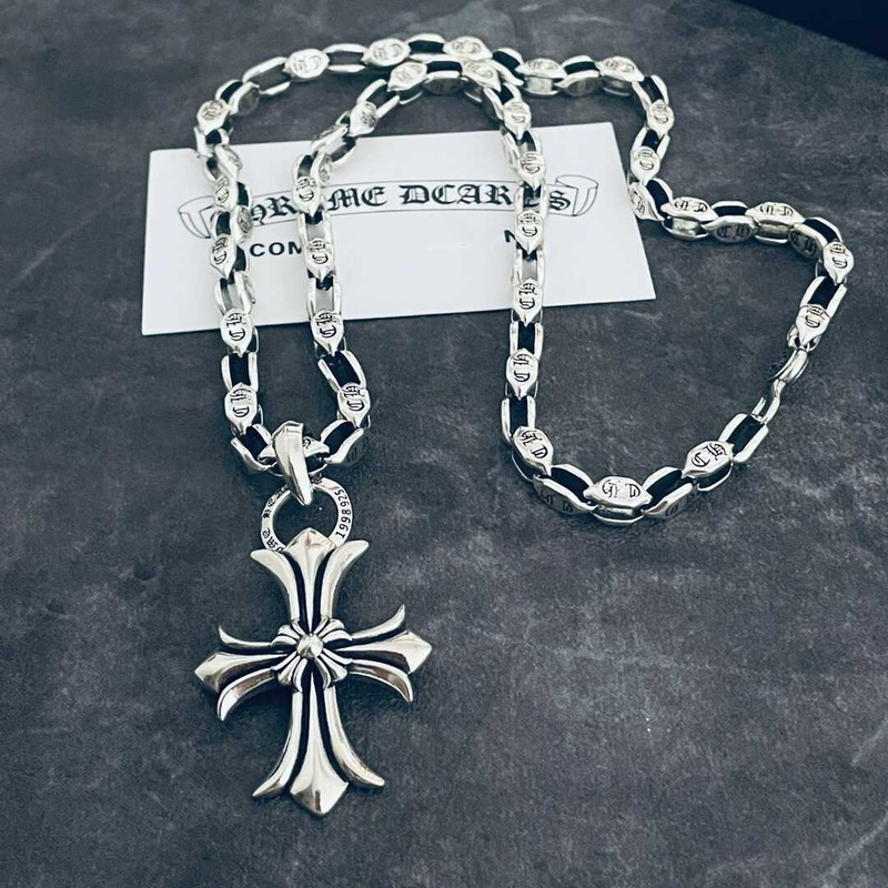 Ch*0me heart cross necklace