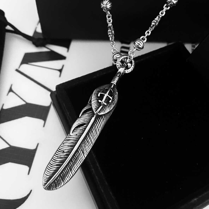 Ch*0me He**ts sterling silver necklace