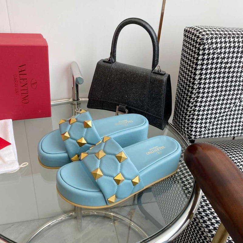 Valentino Garavani Roman Stud Leather Platform Sandals Blue