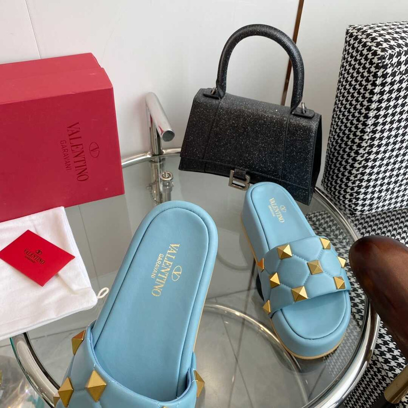 Valentino Garavani Roman Stud Leather Platform Sandals Blue
