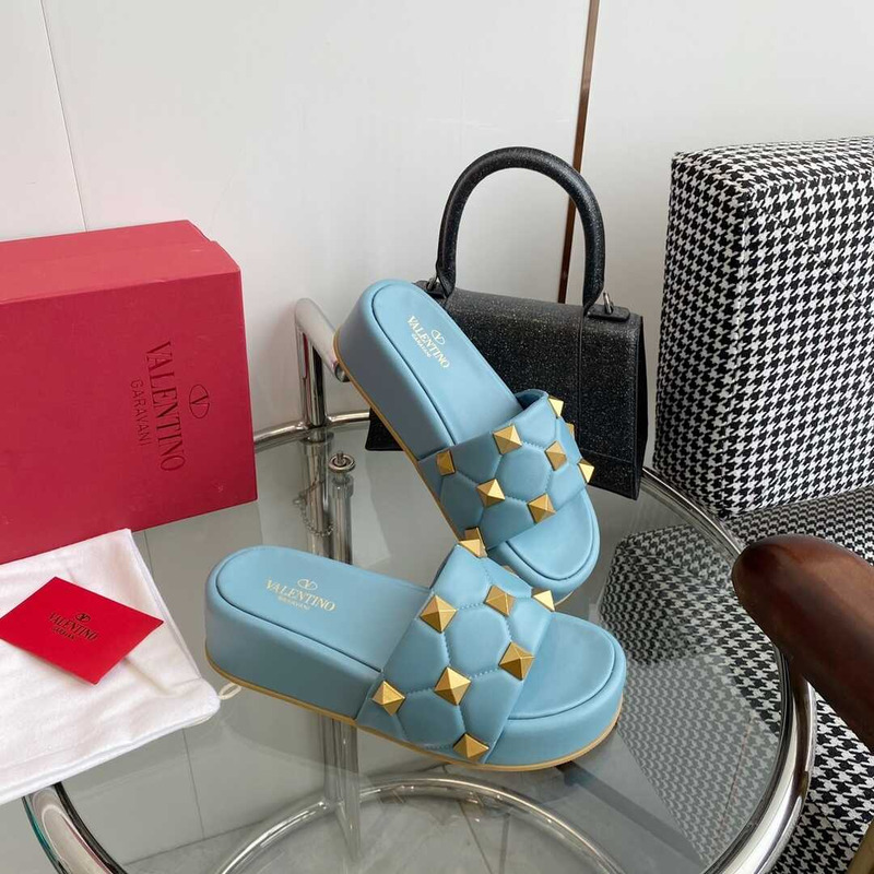 Valentino Garavani Roman Stud Leather Platform Sandals Blue