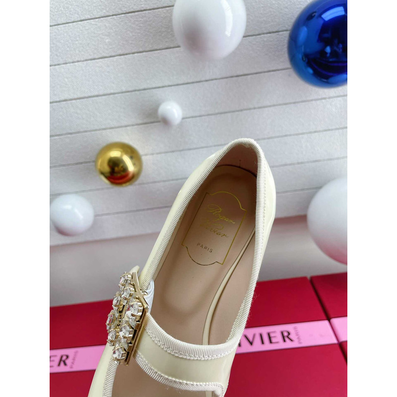 roger u1u1er très u1u1er babies patent leather ballet flats beige