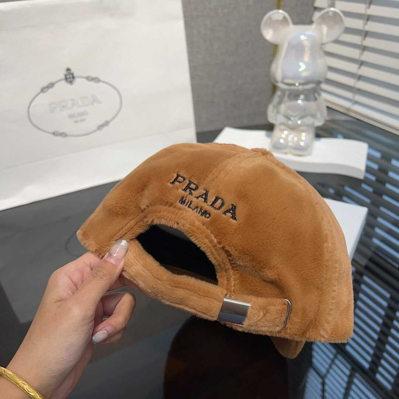 Pra*a velvet baseball cap brown