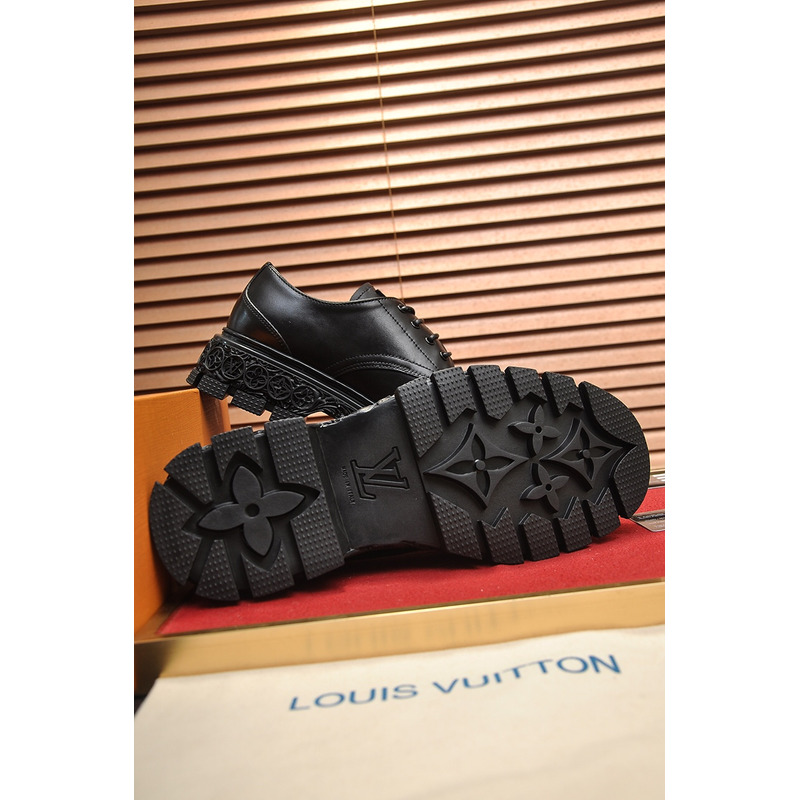 l**is V*t*n baroque derby black