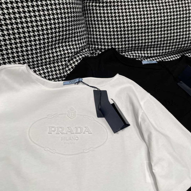 Pra*a logo printed t-shirt white