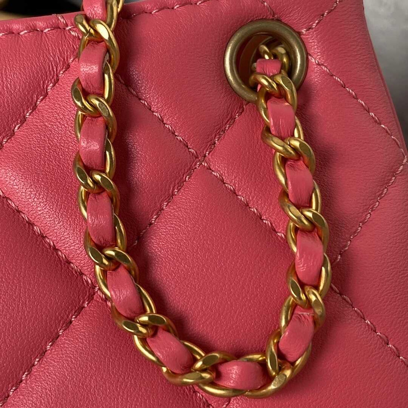 Ch*el small messenger bag lambskin & gold-tone metal coral pink