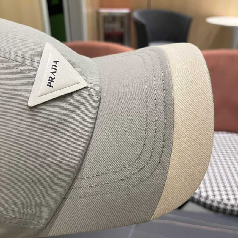Pra*a re-nylon baseball cap in grey and white