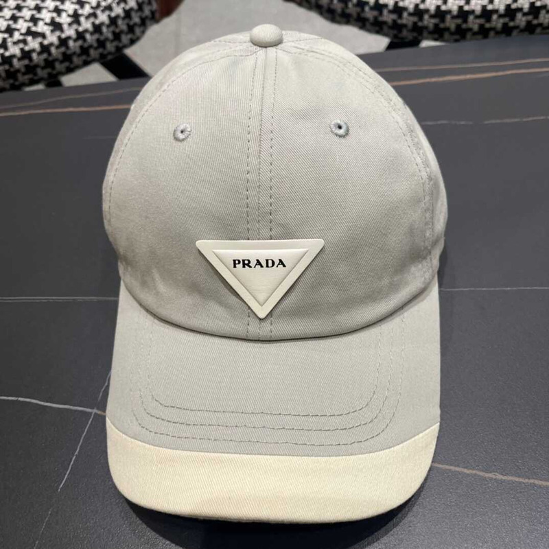 Pra*a re-nylon baseball cap in grey and white