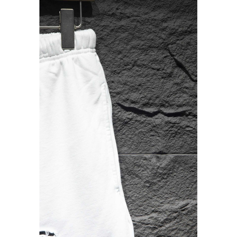Ch*0me heart embroidered cotton shorts white