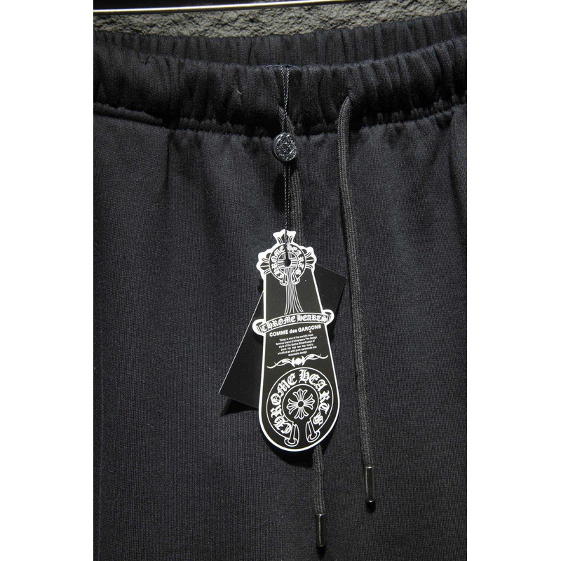Ch*0me heart embroidered cotton shorts black
