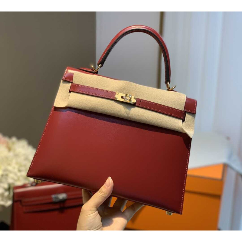 H**mes kelly 28 rouge h sellier sombrero gold hardware red