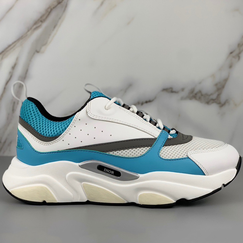 D*or "b22" sneaker