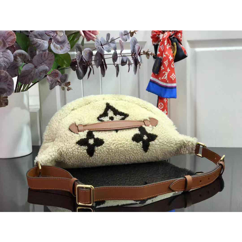 l**is V*t*n monogram lv bumbag
